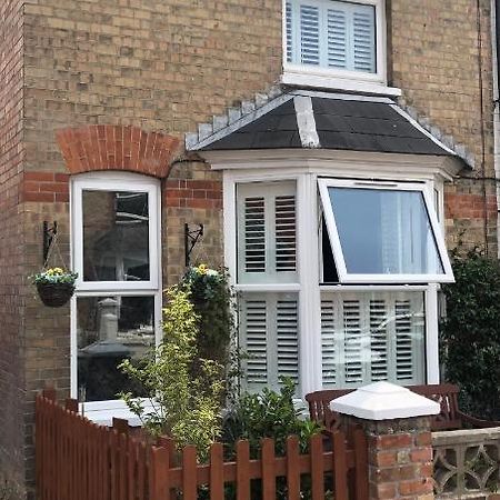 Homely Victorian Terraced Town House With Parking. Taunton Exterior photo